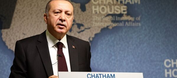 Cumhurbaşkanı Recep Tayyip Erdoğan, düşünce kuruluşu Chatham House’da katılımcılara hitap etti. Cumhurbaşkanı Recep Tayyip Erdoğan, düşünce kuruluşu Chatham House’da katılımcılara hitap etti. - Sputnik Türkiye