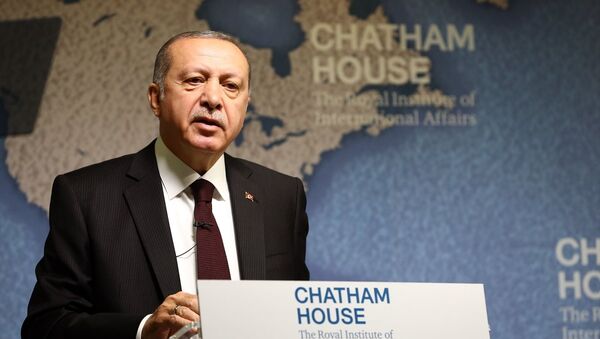 Cumhurbaşkanı Recep Tayyip Erdoğan, düşünce kuruluşu Chatham House’da katılımcılara hitap etti. - Sputnik Türkiye