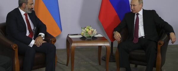 Putin ve Paşinyan - Sputnik Türkiye