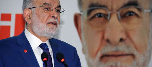 Saadet Partisi Genel Başkanı Temel Karamollaoğlu - Sputnik Türkiye