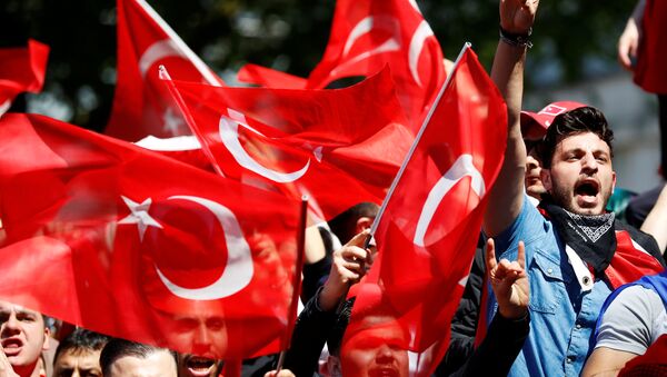 İngiltere'de Cumhurbaşkanı Erdoğan'ı destekleyen grup - Sputnik Türkiye