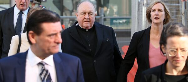 Başpiskopos Philip Wilson Başpiskopos Philip Wilson - Sputnik Türkiye