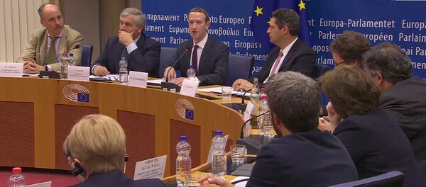 Facebook kurucusu Mark Zuckerberg - Sputnik Türkiye