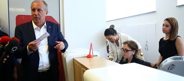 İnce'den diğer cumhurbaşkanı adaylarına bağış - Sputnik Türkiye