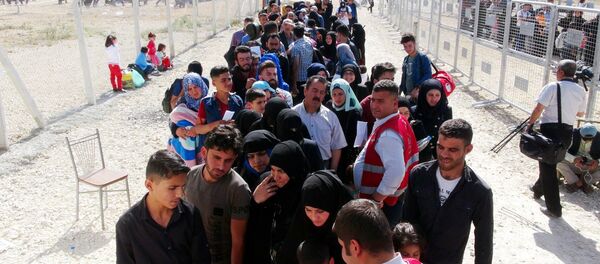 72 bin Suriyeli, Ramazan Bayramı için ülkesine gidiyor - Sputnik Türkiye