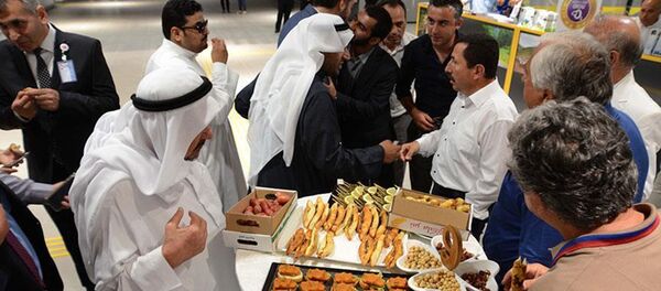 Arap turistler-Giresun - Sputnik Türkiye