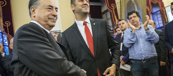 Galatasaray'da başkan değişmedi: Mustafa Cengiz yeniden seçildi - Sputnik Türkiye