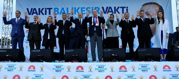 Cumhurbaşkanı ve AK Parti Genel Başkanı Recep Tayyip Erdoğan - Sputnik Türkiye