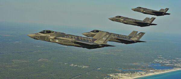 Американские истребители F-35A над побережьем Флориды - Sputnik Türkiye