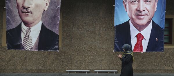 Mustafa Kemal Atatürk - Recep Tayyip Erdoğan - Sputnik Türkiye
