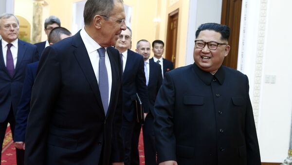 Kuzey Kore lideri Kim Jong-un- Rusya Dışişleri Bakanı Sergey Lavrov - Sputnik Türkiye