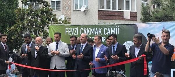 İçişleri Bakanı Süleyman Soylu, İstanbul Gaziosmanpaşa’da yapılan Fevzi Çakmak Cami’nin ibadete açılışına katıldı. - Sputnik Türkiye