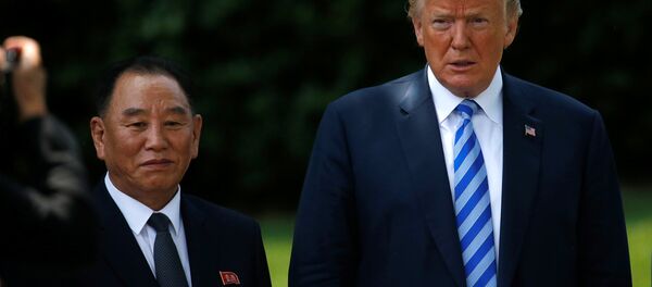 Donald Trump- Kim Yong-chol - Sputnik Türkiye