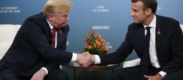 ABD Başkanı Donald Trump ve Fransa Cumhurbaşkanı Emmanuel Macron - Sputnik Türkiye