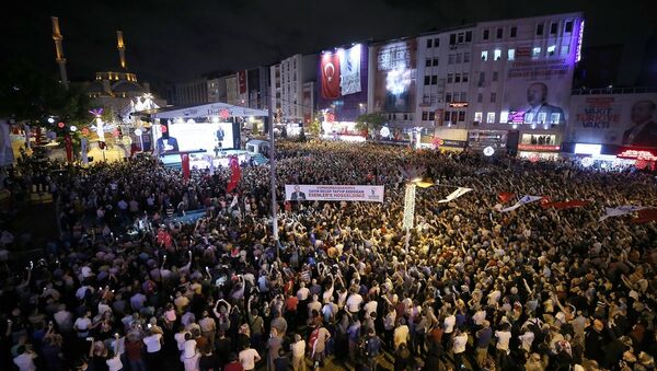 Cumhurbaşkanı Recep Tayyip Erdoğan, İstanbul Esenler'de gerçekleştirilen '10 Bin Hatim 100 Bin Dua' programına katıldı. - Sputnik Türkiye