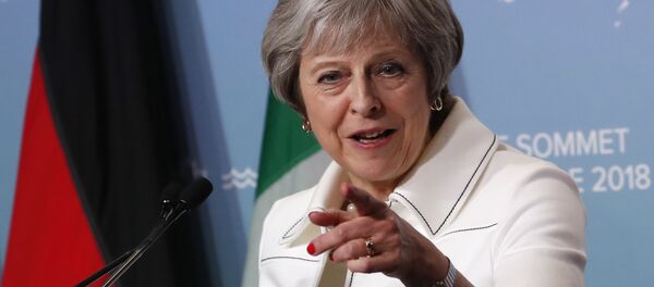 İngiltere Başbakanı Theresa May - Sputnik Türkiye