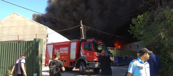 Kağıthane'de fabrika yangını - Sputnik Türkiye