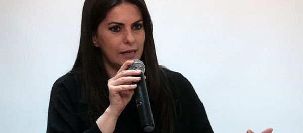 Jülide Sarıeroğlu - Sputnik Türkiye