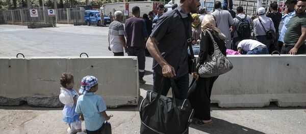 Suriyeliler bayram dönüşü - Sputnik Türkiye