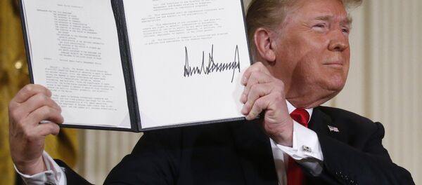 Trump'tan uzay imzası - Sputnik Türkiye