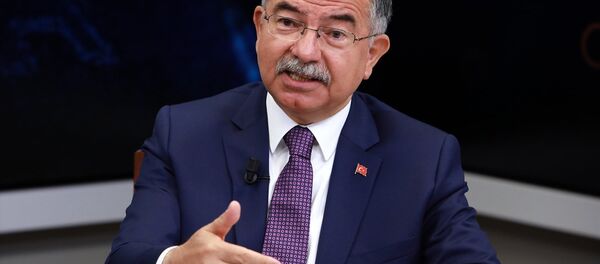 İsmet Yılmaz - Sputnik Türkiye