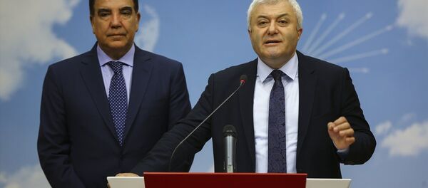 Tuncay Özkan - Sputnik Türkiye