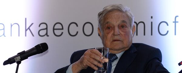 Macaristan doğumlu ABD'li George Soros bir ekonomik forumda - Sputnik Türkiye
