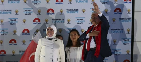 AK Parti Genel Başkanvekili ve Başbakan Binali Yıldırım - Sputnik Türkiye