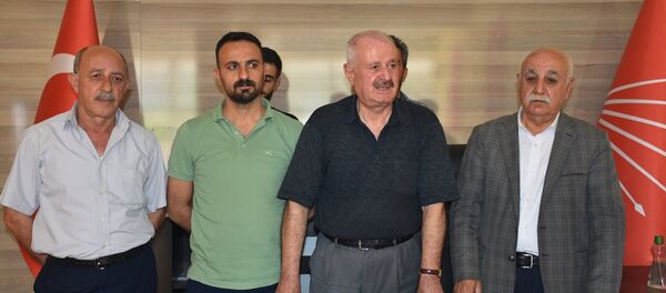 Şırnak CHP il yönetimi istifa etti Şırnak CHP il yönetimi istifa etti - Sputnik Türkiye
