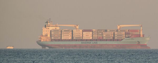 İtalya açıklarında sığınmacıları taşıyan Maersk gemisi - Sputnik Türkiye
