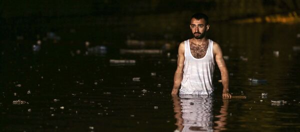 İstanbul'da sağanak, su baskınlarına sebep oldu - Sputnik Türkiye