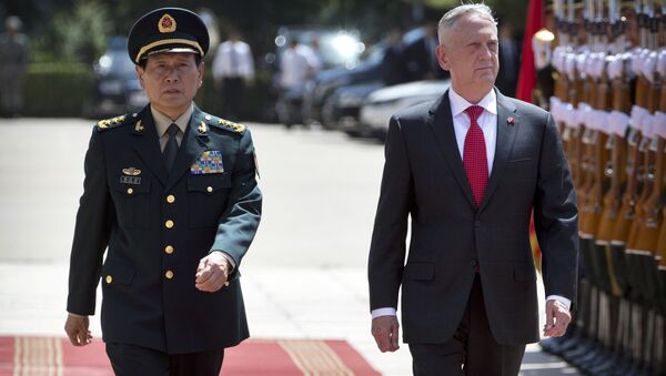 ABD Savunma Bakanı James Mattis- Çin Savunma Bakanı Wei Fenghe - Sputnik Türkiye