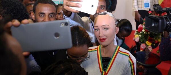Etiyopya'da robot Sophia'ya yoğun ilgi - Sputnik Türkiye