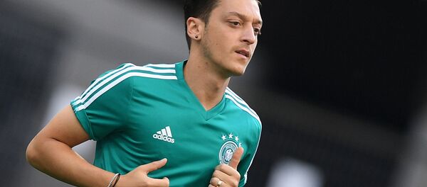 Mesut Özil - Sputnik Türkiye