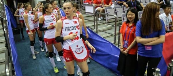 Türk A Milli Kadın Voleybol Takımı, FIVB Uluslar Ligi'ni 2. tamamladı - Sputnik Türkiye