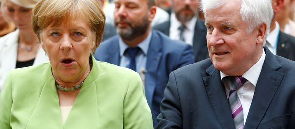 Merkel ile Seehofer - Sputnik Türkiye