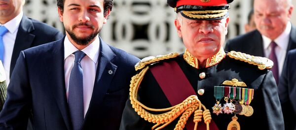 Ürdün Kralı Abdullah ile Veliaht Prensi Hüseyin - Sputnik Türkiye