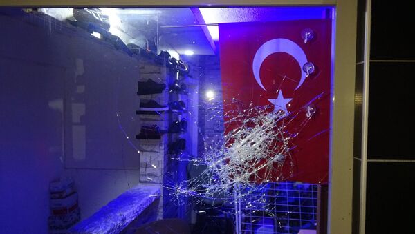 Bursa'da bir grup Suriyeli kahvehane bastı: 3 yaralı - Sputnik Türkiye