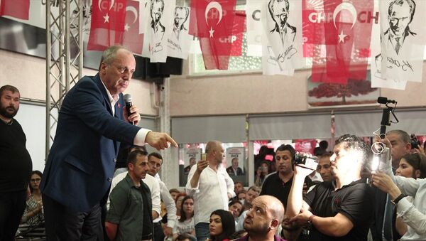 CHP'nin 24 Haziran seçimlerindeki cumhurbaşkanı adayı Muharrem İnce - Sputnik Türkiye