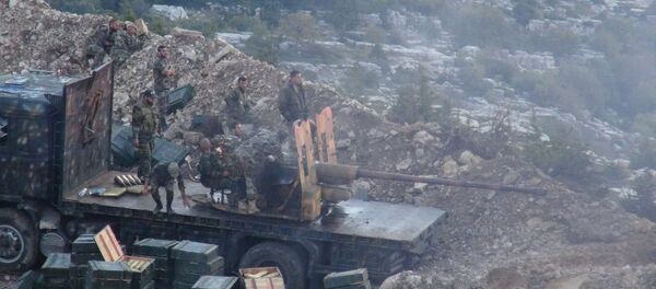 Suriye ordusundan Lazkiye’deki terör yanlılarına gece operasyonu - Sputnik Türkiye