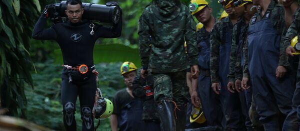 Tayland'daki Tham Luang mağara kompleksindeki kurtarma çalışmaları - Sputnik Türkiye