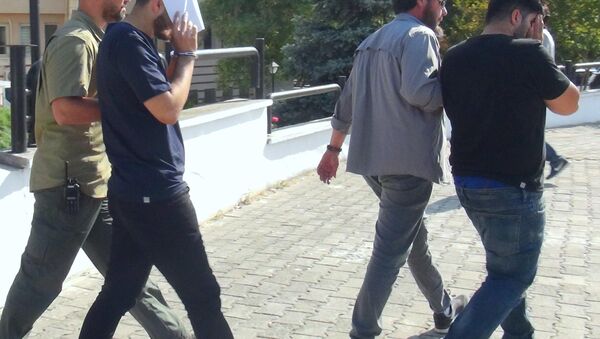 Muğla'da tutuklanan 2 İngiltere vatandaşı - Sputnik Türkiye