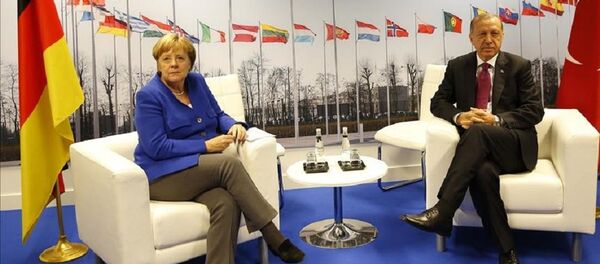 Merkel ile Erdoğan - Sputnik Türkiye