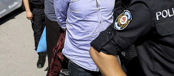 Gözaltı - Sputnik Türkiye