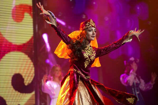 Belarus'taki  2018 Bahar Kraliçesi Güzellik Yarışması - Sputnik Türkiye