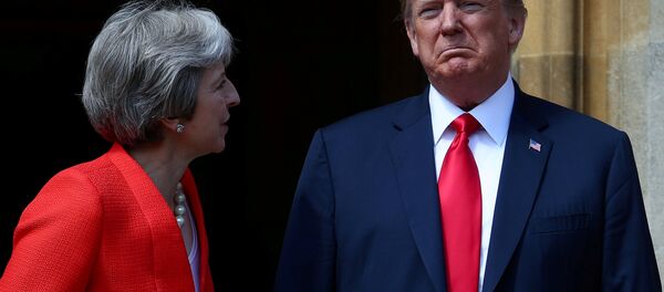 May ile Trump Chequers'de - Sputnik Türkiye