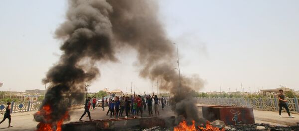 Irak'ın Basra kentindeki protestolar - Sputnik Türkiye