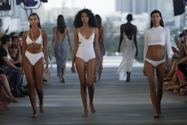 Miami'de plaj moda  haftası - Sputnik Türkiye