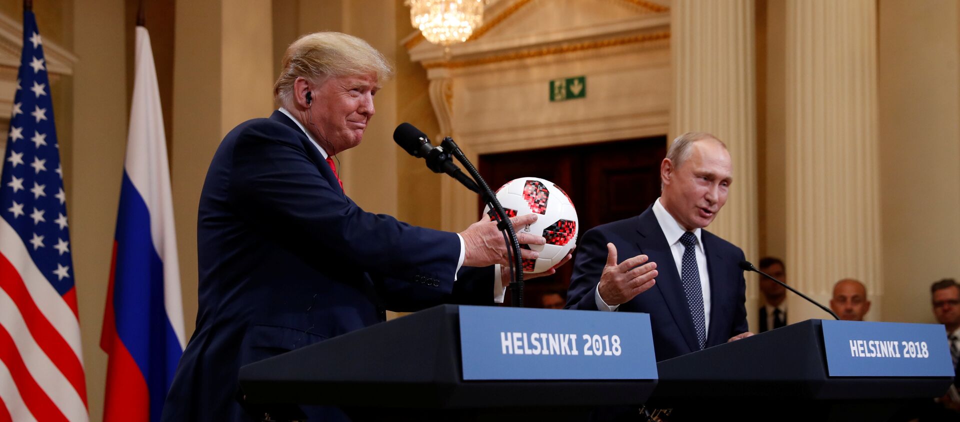 Helsinki zirvesinde Trump ile Putin arasında top şakası - Sputnik Türkiye, 1920, 16.07.2018