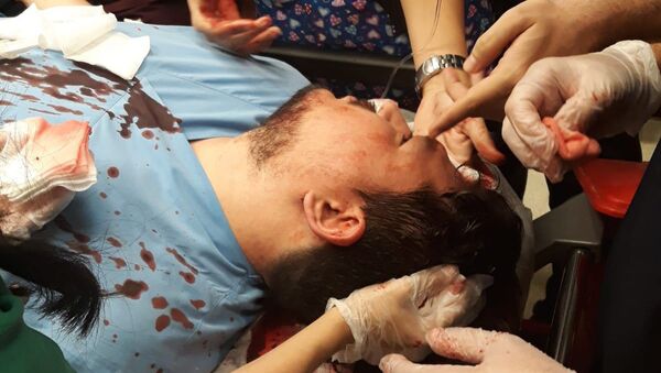Hasta yakını, doktorun kafasında kaldırım taşı kırdı - Doktor Bahattin Ahmet Yalçın - Sputnik Türkiye